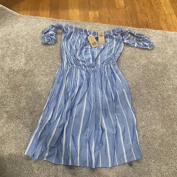 Blue off the shoulder american eagle dress - Picture 3 of 5